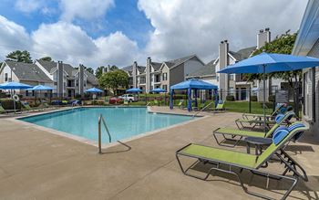 Sparkling pool with sundeck